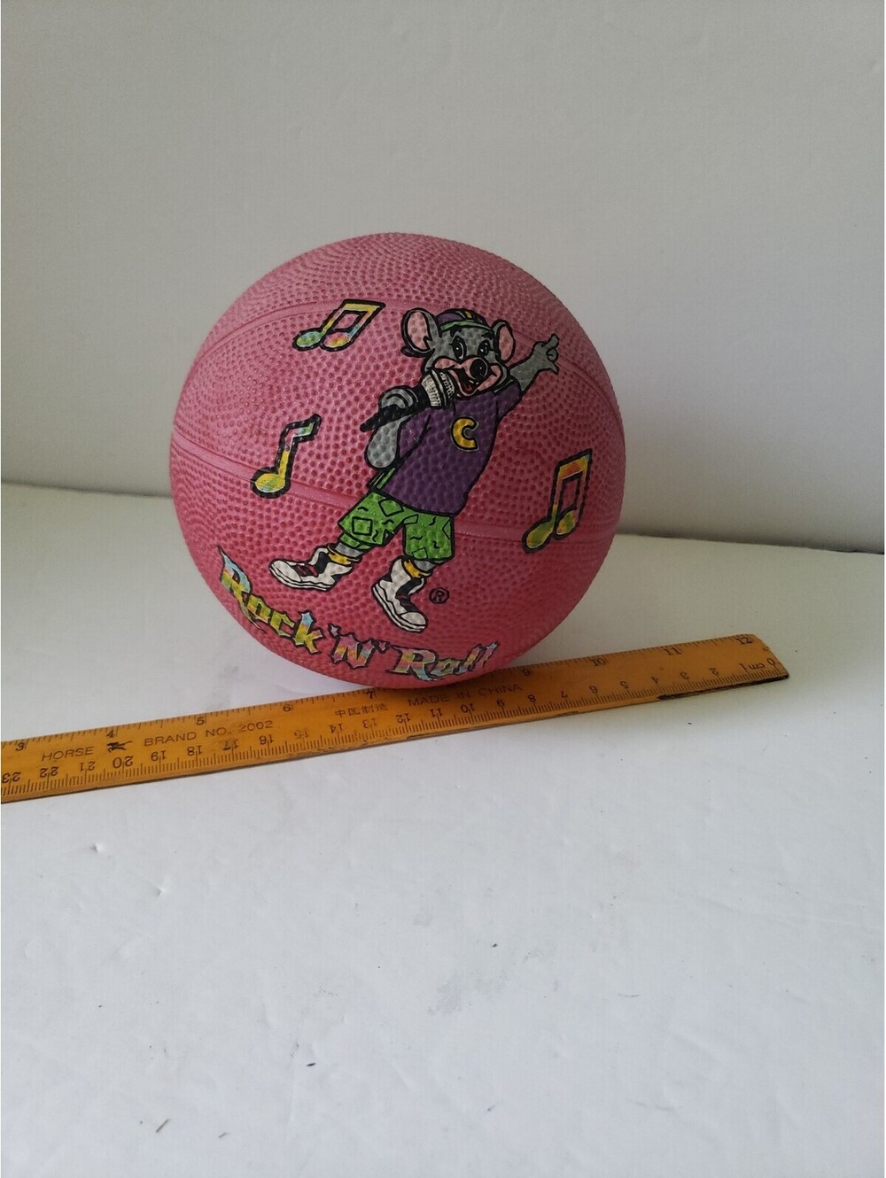 Chuck E Cheese Rock n Roll Mini Basketball 2009